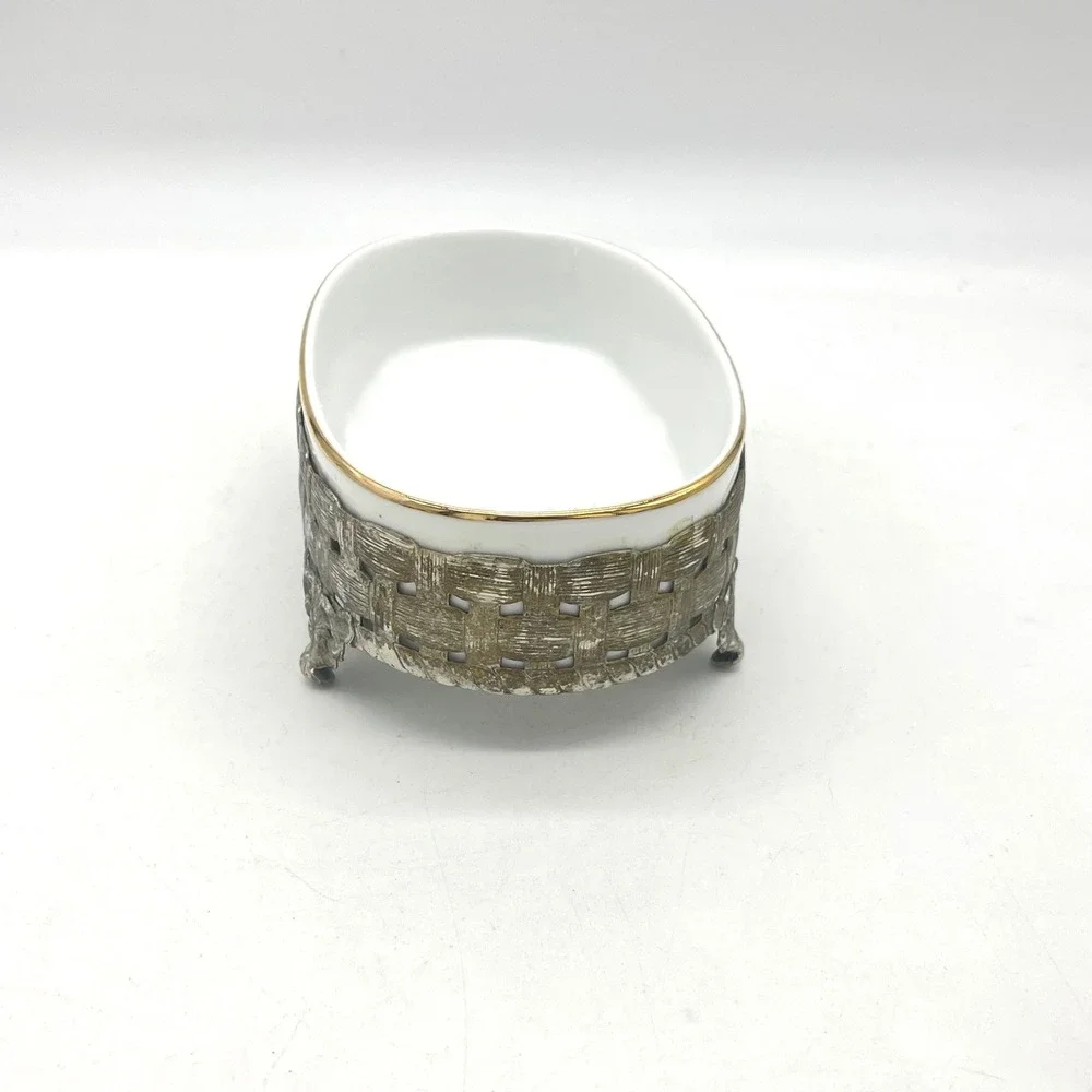 Vintage‎ Oval Ceramic Soap Dish with Ornate Silver Metal Footed Basket
